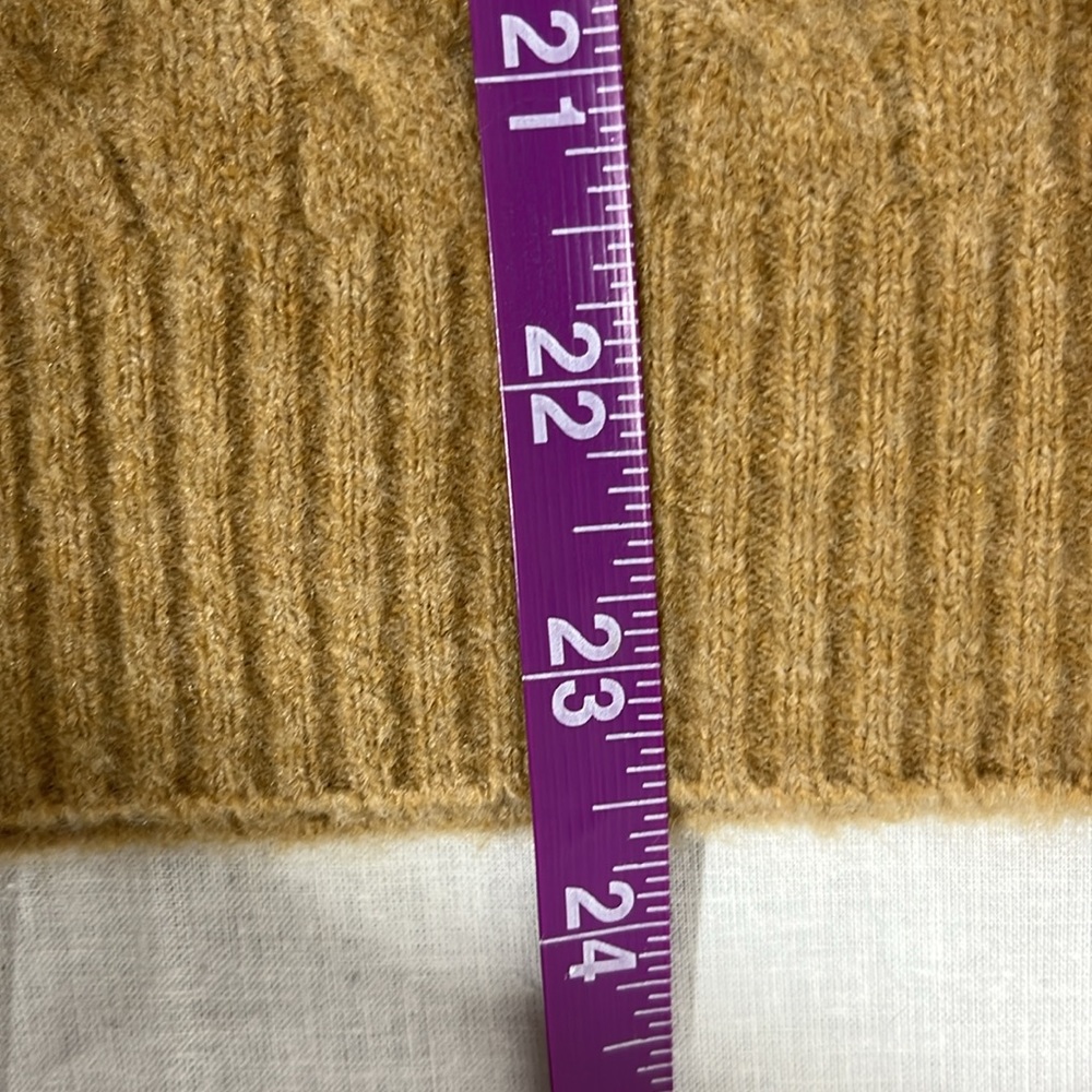 NEW J Crew Cable-knit mockneck sweater in extra-soft yarn!!! - Picture 7 of 7